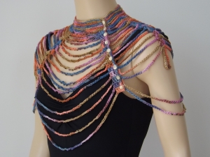 Waterfall Collar, designed by Jessie Rayot